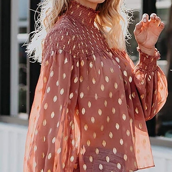 1 left! New Gorgeous Gold polka dot Smocked blouse - Picture 4 of 8